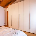 Casa Fiera 아파트